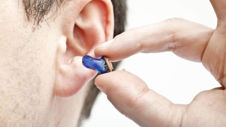 Macam dan Jenis Alat Bantu Pendengaran - MHomecare Blog