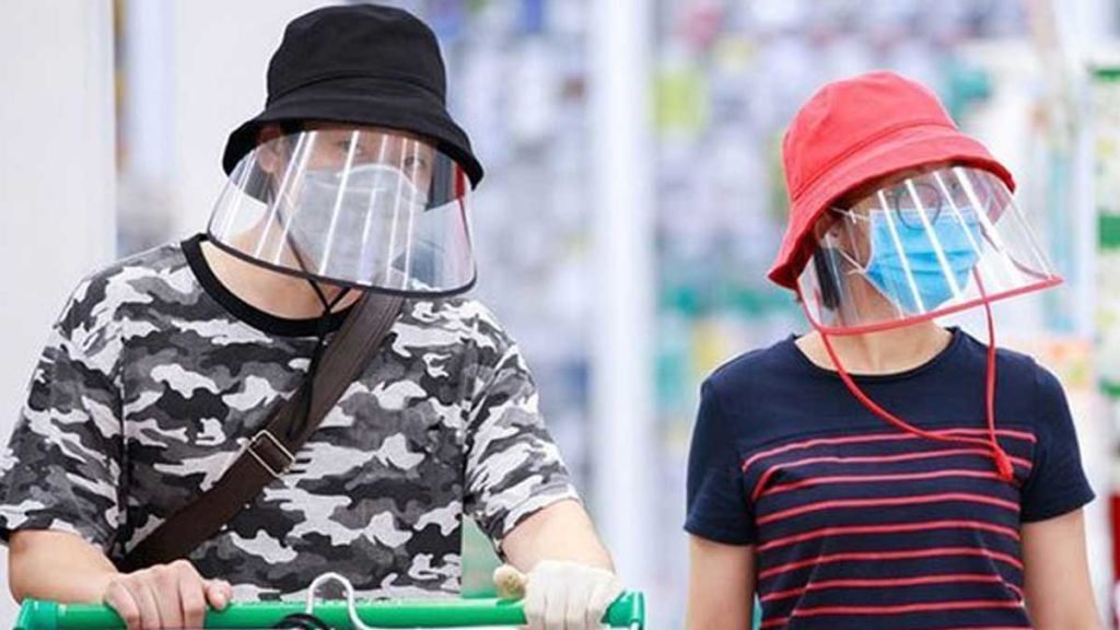 Penggunaan Face Shield Atau Masker Atau Keduanya