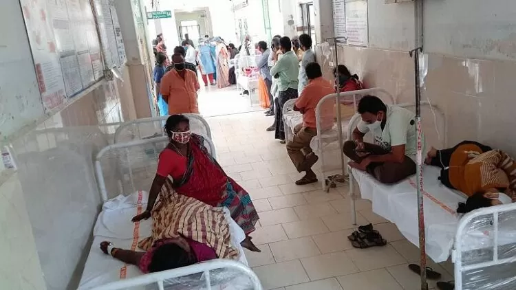 400 Warga Tiba-Tiba Kejang dan Pingsan di India