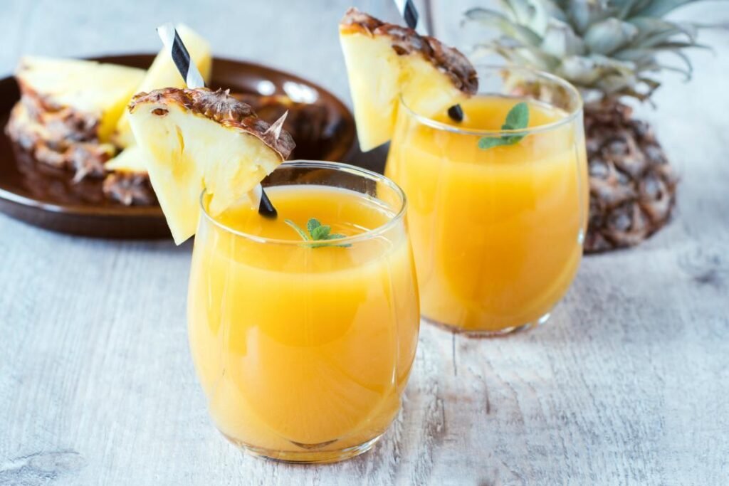 Manfaat luar biasa jus nanas untuk kesehatan